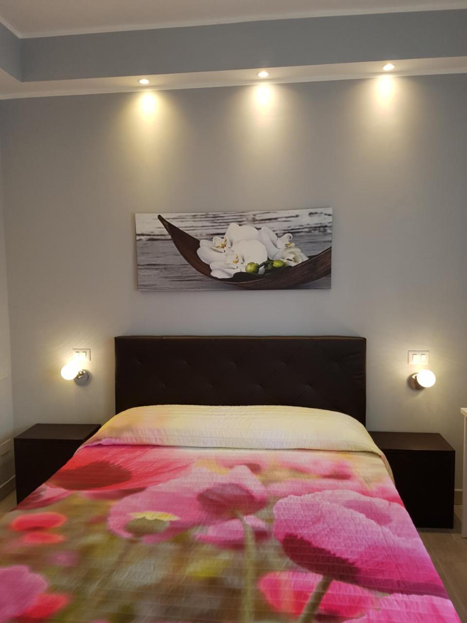 Cristal Rooms Piacenza Exterior foto